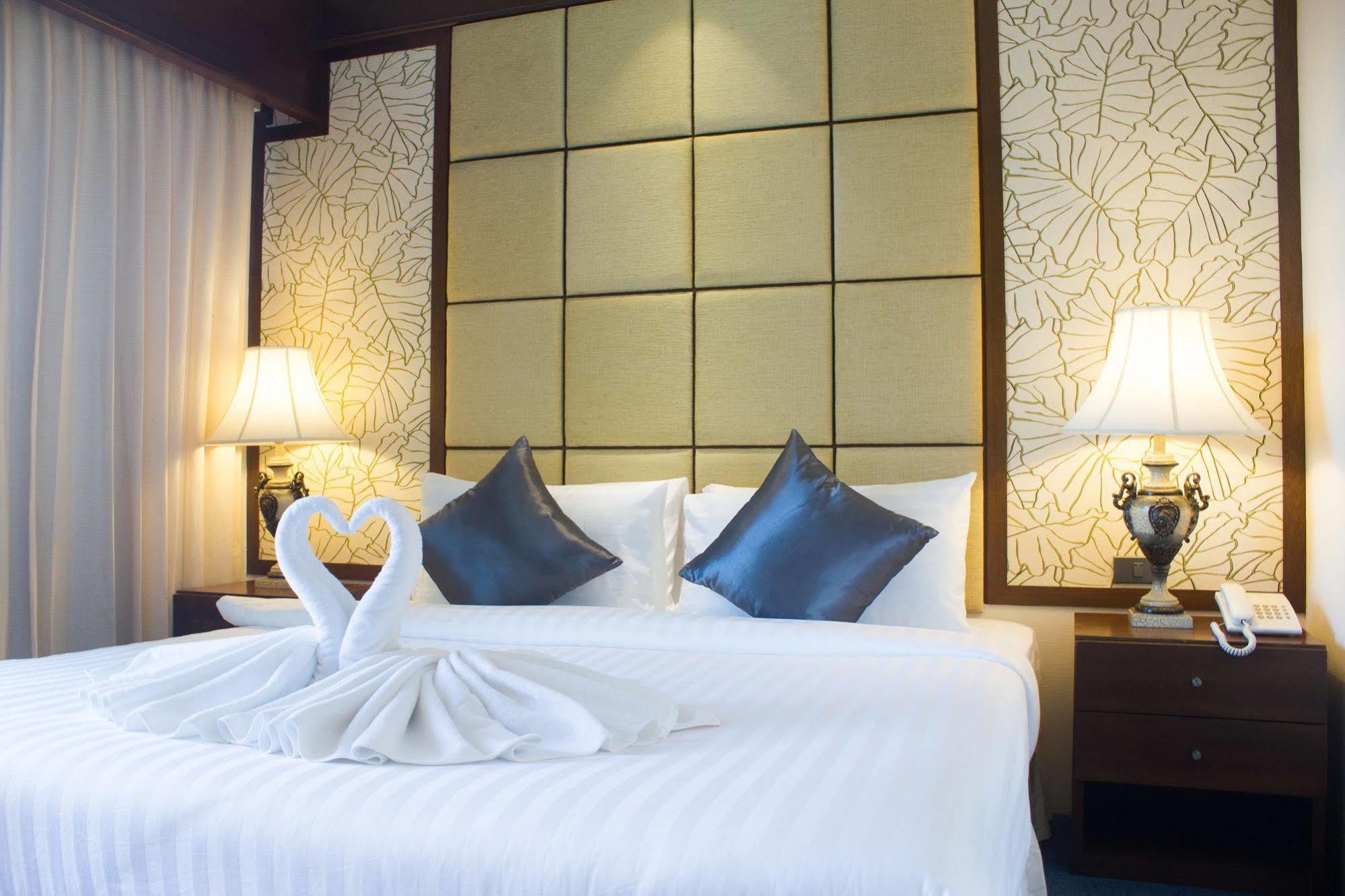 Hatyai Holiday Hotel Хат Яй Екстериор снимка